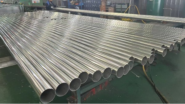 余熱鍋爐是否采用304不銹鋼管？